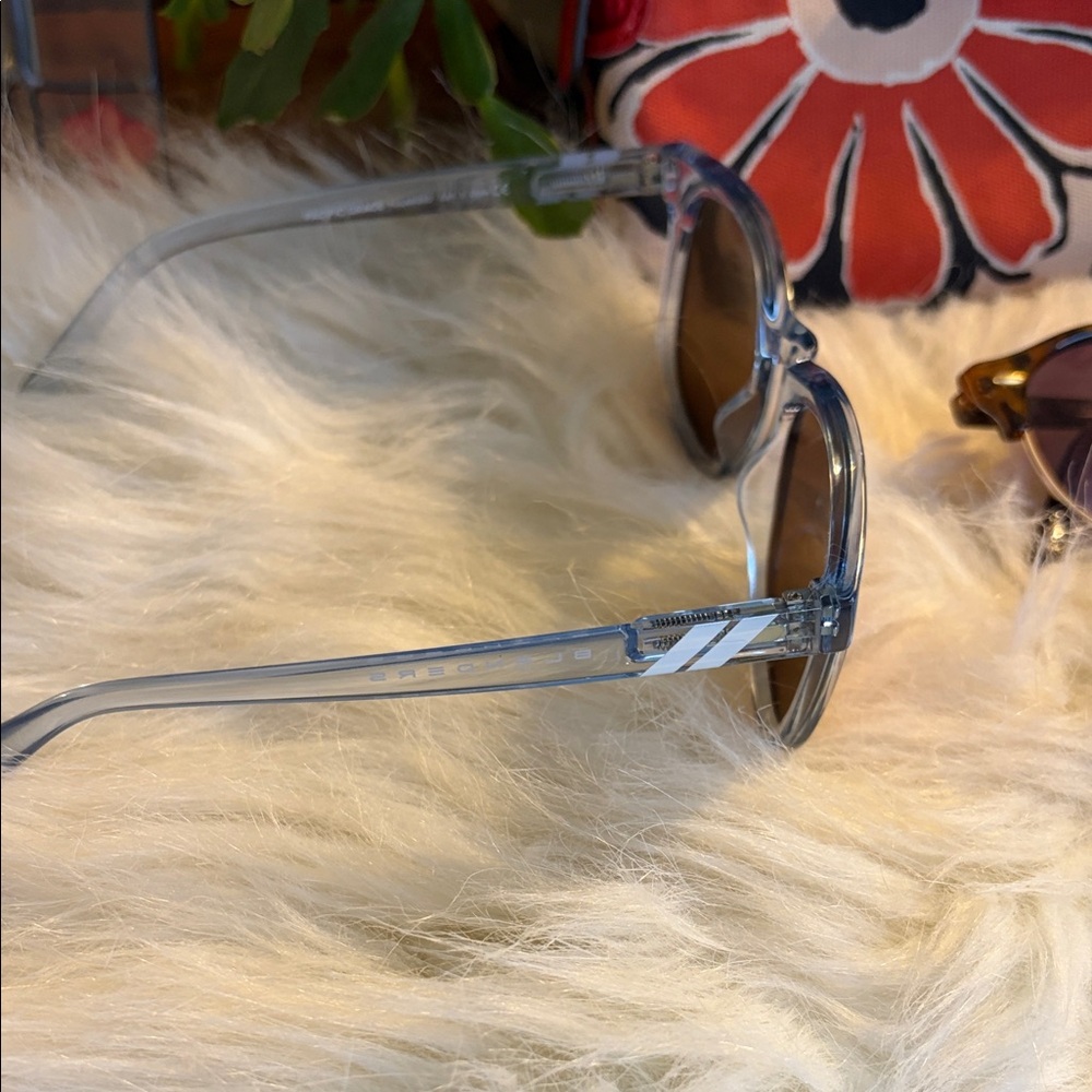 Blenders light blue Frame Sunglasses with Rose Gold Mirrored Lenses - Picture 2 of 3